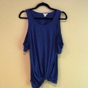 Bp cold shoulder twist front tee